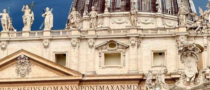 Vatican: Holy Door, St. Peter’s Basilica & Papal Tombs Tour