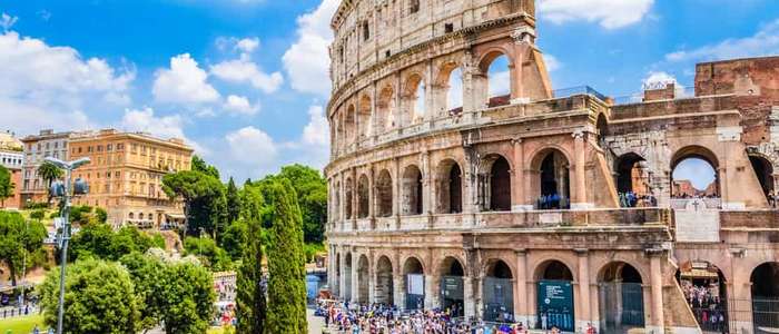 Kolosseum Forum Romanum Führung mit Arena-Option