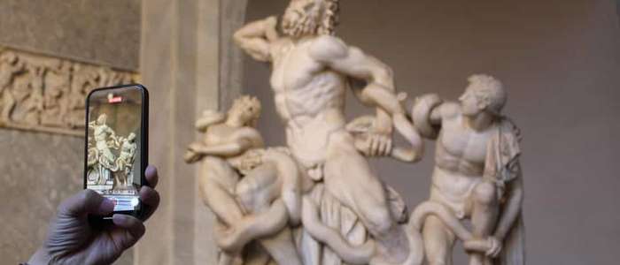 Vatican Museums Skip-the-Line Ticket with Host Assistance
