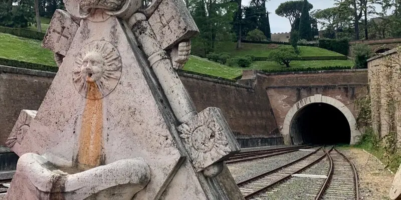 Tajemnice Watykanu: Fakt Kontra Legenda