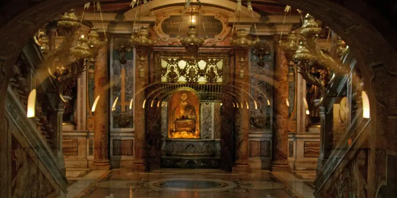 Vatican Necropolis: How to Visit St. Peter's Tomb